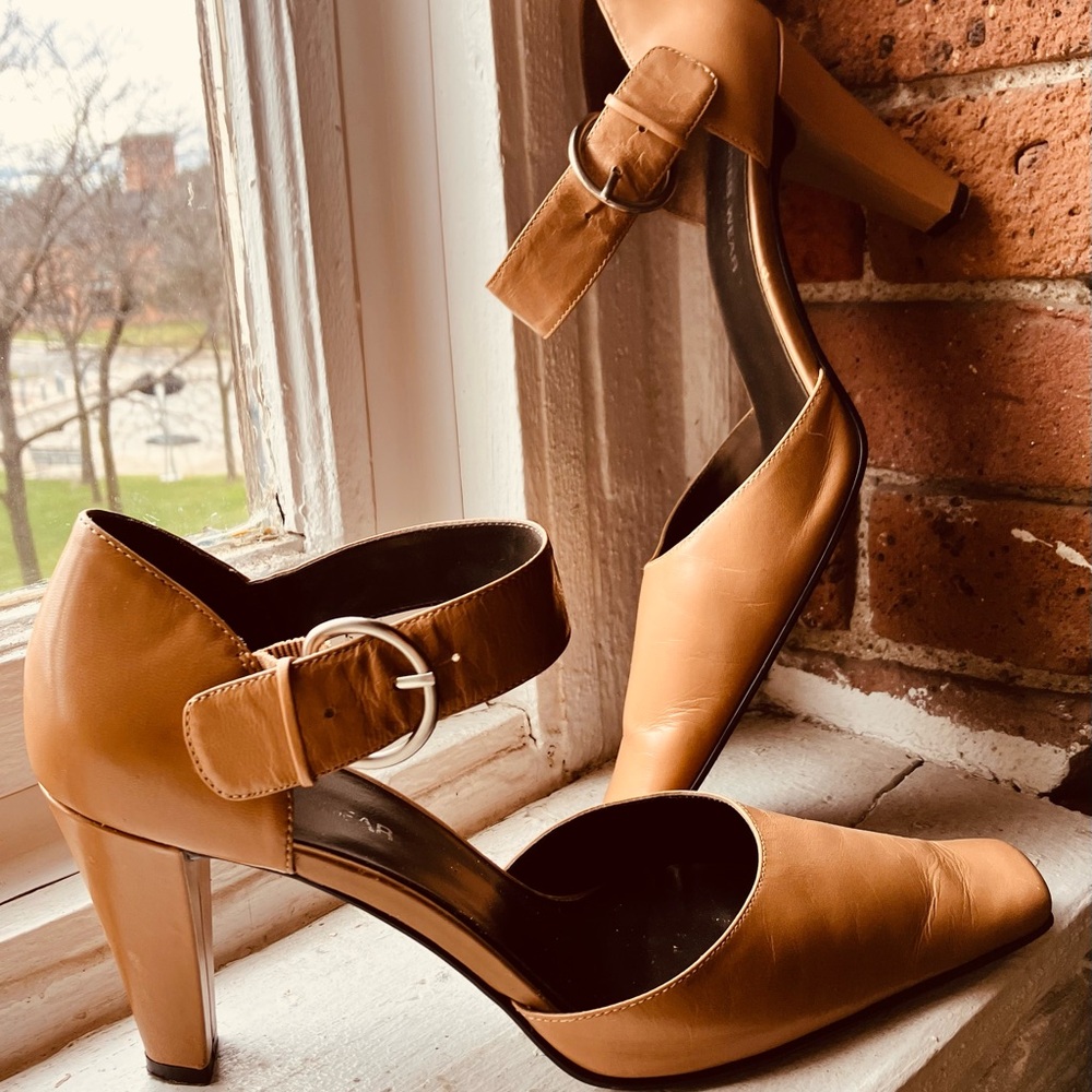 Jones Wear D’Orsay Ankle Strap Square Pointy Toe Heels in Camel, Size 10